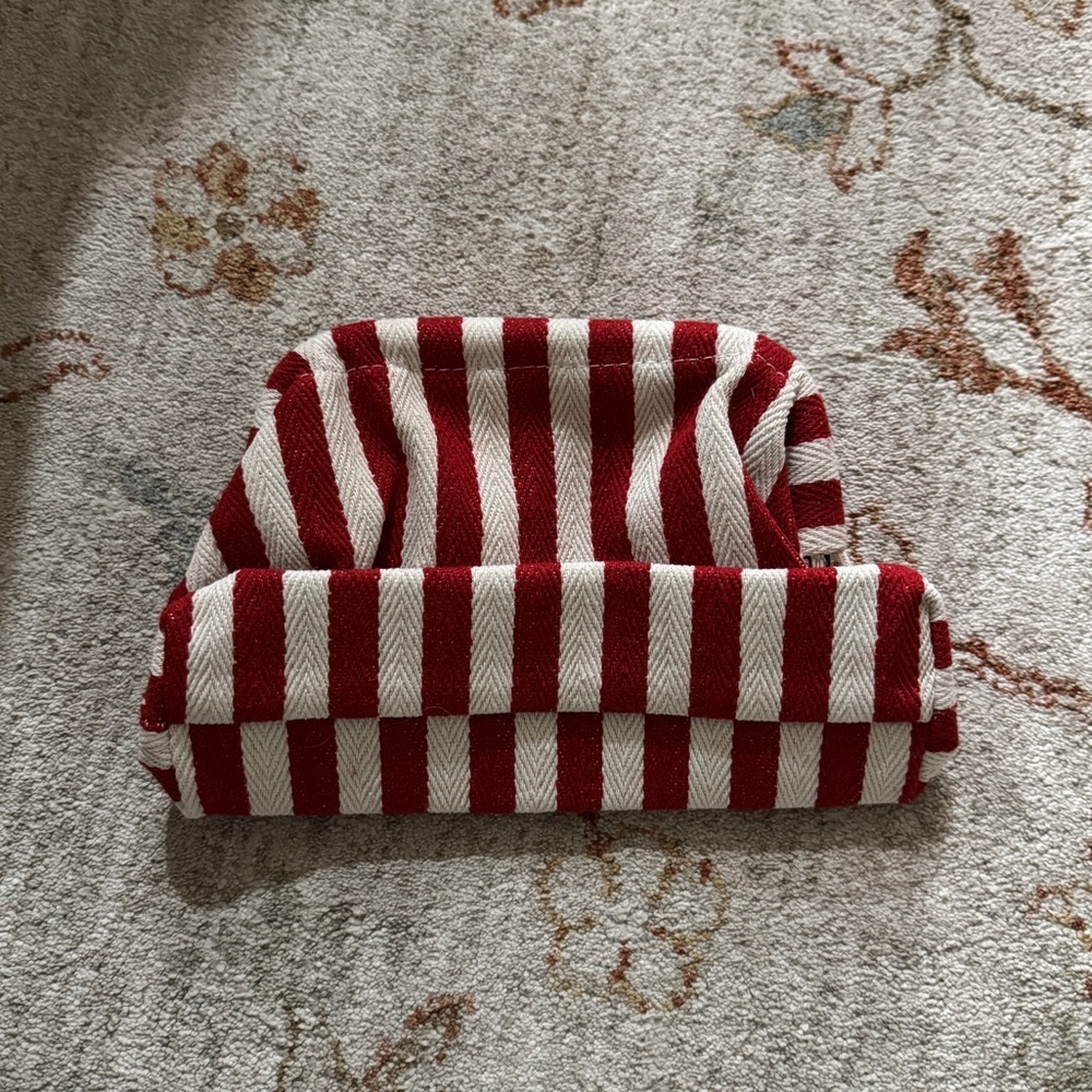 Red/White Striped Woven Crotchet Pouch - Picture 2 of 5